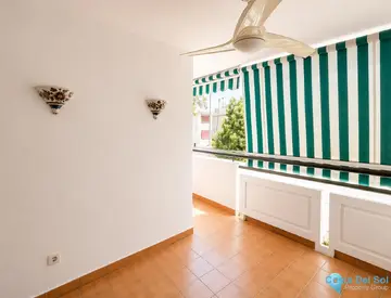 4 bedroom Apartment for Sale in La Carihuela-100365